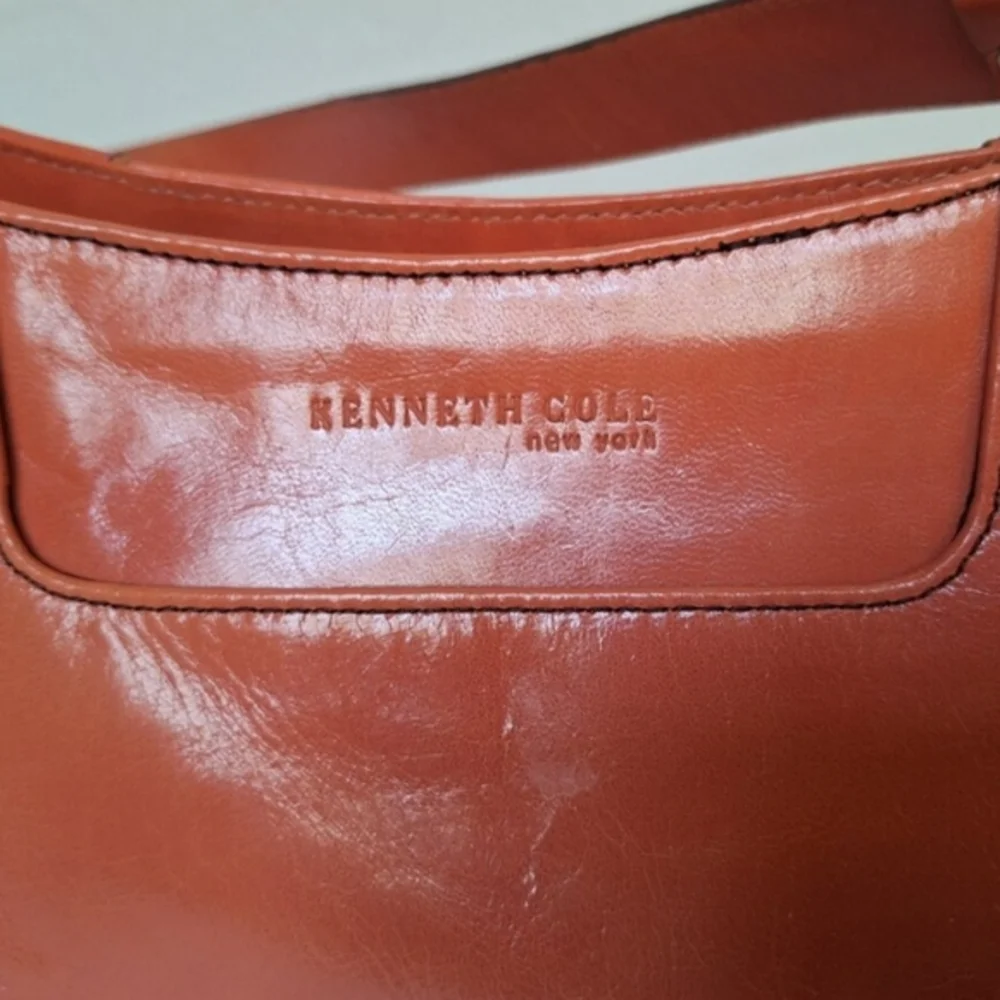 Vintage Kenneth Cole Leather Shoulder Bag Baguette Wide Strap Coral Pink